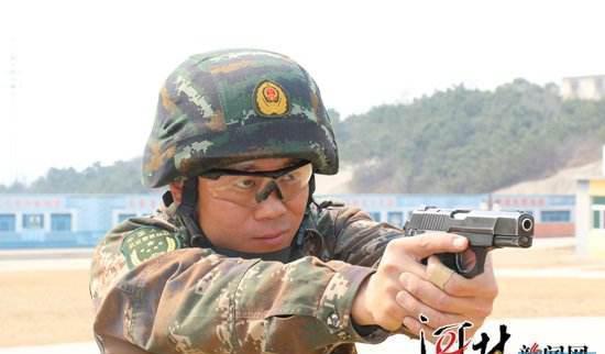 武警“天剑”突击队长李闯 国际特种兵比武带回了啥?